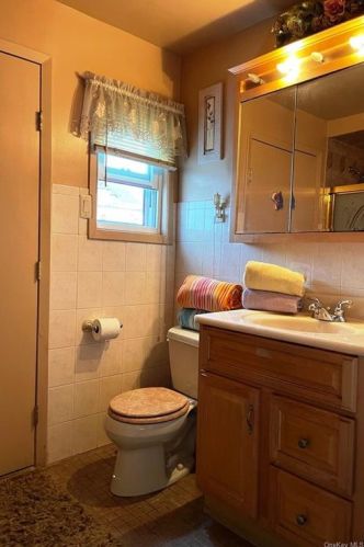 311 Rich Ave, Mount Vernon NY  10552-3010 exterior