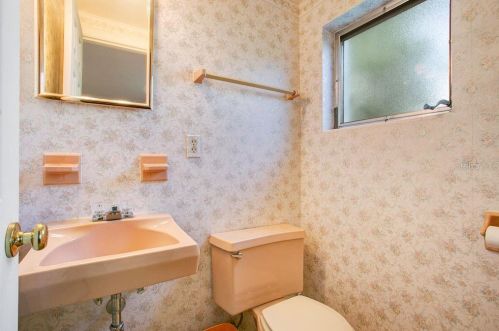 4810 Ferncreek Ave, Orlando FL  32806-7835 exterior