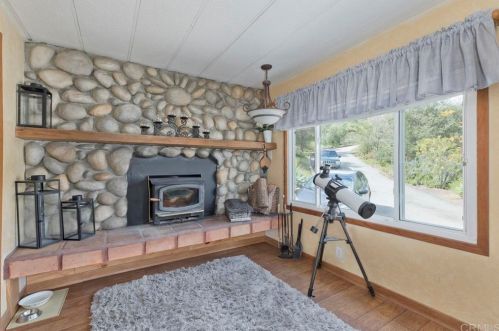 890 Park Pl, El Cajon CA  92021-4300 exterior