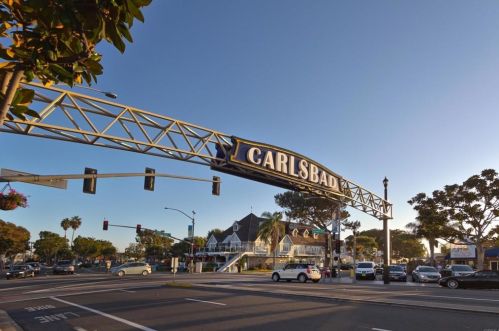 2003 Costa Del Mar Rd, Carlsbad CA  92009-6800 exterior