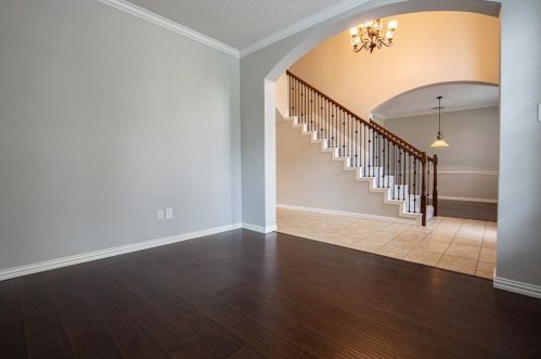 1519 Rustic Timbers Ln, Lewisville TX  75028-1432 exterior