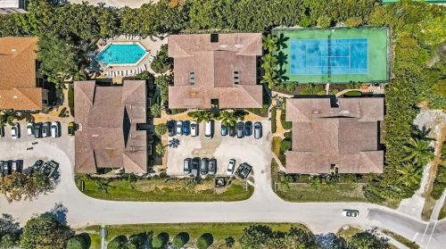 631 Nerita St, Sanibel, FL 33957-6832