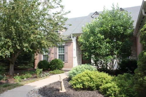 6448 Braewing Ct, Cincinnati, OH 45245-3341