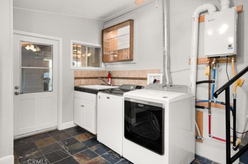 950 Karen Dr, Chico CA  95926-2819 exterior