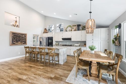 424 Stanford St, Vacaville CA  95687-4653 exterior