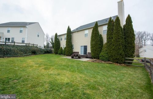 4000 Pennford Pl, Boothwyn PA  19060-4406 exterior