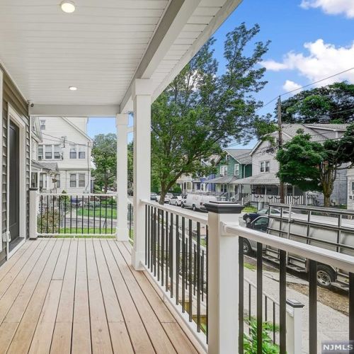 69 Mission St, Montclair NJ  07042-4517 exterior