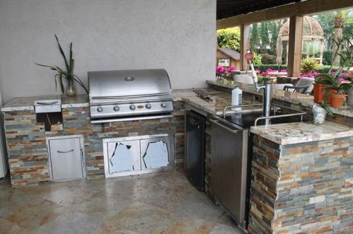 780 167th Ave, Hollywood, FL 33027-1426