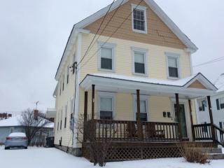 92 Grand St, Leominster MA  01453-2909 exterior