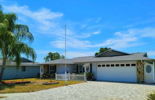 7200 Box Elder Dr, Port Richey, FL 34668-6906