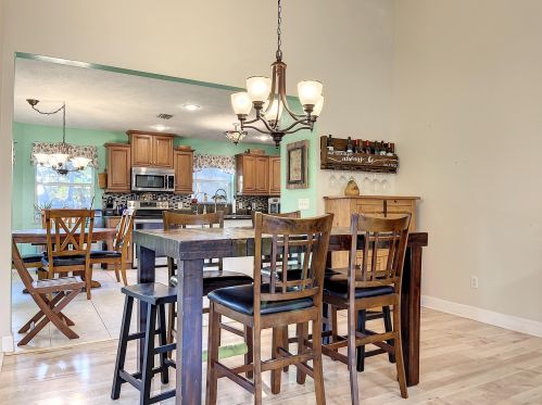 1726 Berkshire Blvd, Fort Pierce FL 34952-7112 exterior