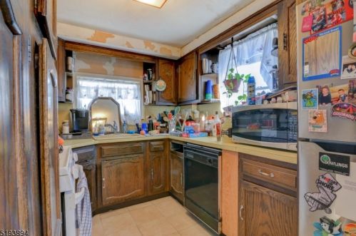 329 Jefferson Ave, Rahway NJ  07065-2849 exterior