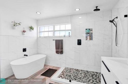 1222 168th Ave, Hollywood FL  33028-1910 exterior