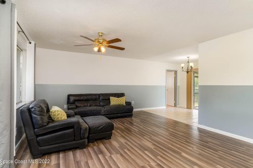 1905 Fairlane Dr, Titusville FL  32780-4639 exterior