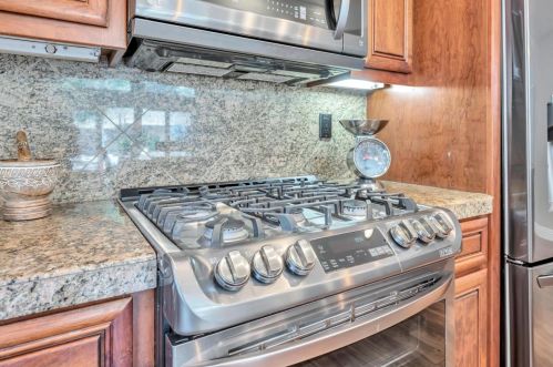 642 Colleen Dr, San Jose CA 95123-4509 exterior