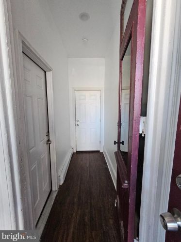353 Hamilton Ave, Trenton, NJ 08609-2716