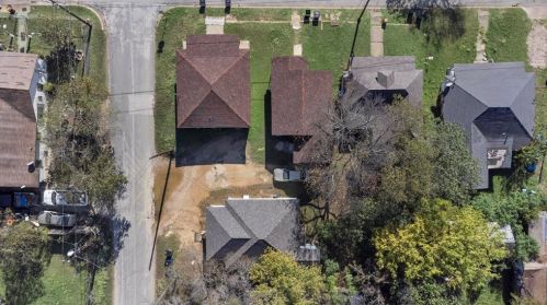 613 Jefferson St, Waxahachie, TX 75165-3225