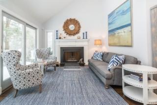 8 Lily Hill Rd, East Hampton NY  11937-2673 exterior