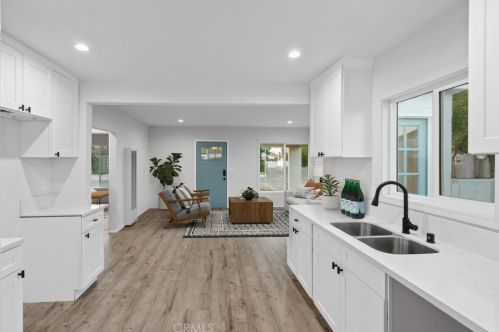 1301 Marcelle St, Compton CA  90221-4413 exterior