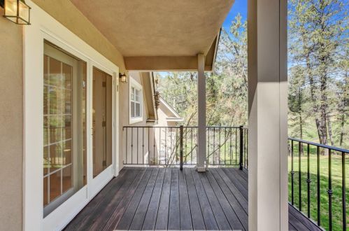 18880 Blackhawk Ct, Grass Valley CA  95949-8324 exterior