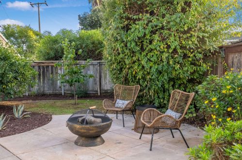 6293 Shamrock Ave, Santa Barbara CA  93117-2000 exterior