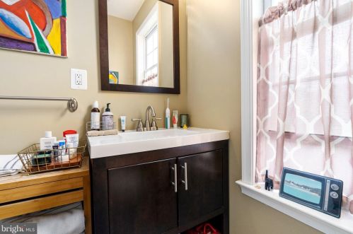 507 Lamont St, Washington DC  20010-2516 exterior