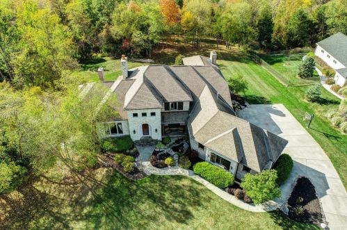 5361 Rollingwood Dr, Milford, OH 45150-3201