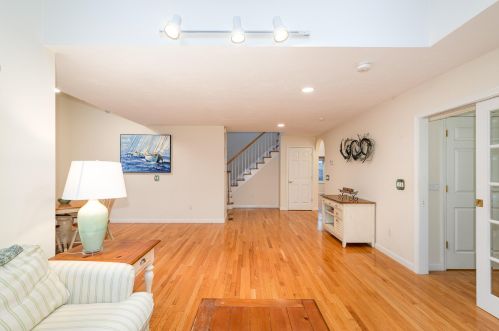 12 Gold Leaf Ln, Mashpee MA 02649-3556 exterior