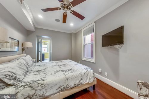 1826 18th St, Washington DC 20009-1707 exterior