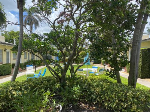 30 Andrews Ave, Delray Beach FL  33483-7002 exterior