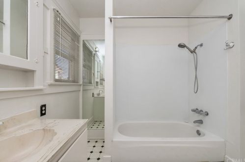 362 Shaffer St, Orange CA 92866-1113 exterior