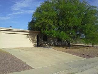 8422 Eli St, Tucson AZ  85710-5947 exterior