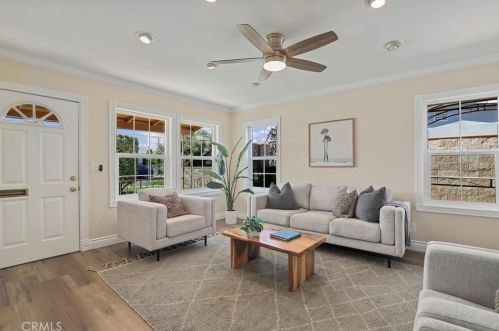 5101 133rd St, Hawthorne CA  90250-5054 exterior