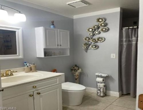711 18th Ave, Naples, FL 34120-6301
