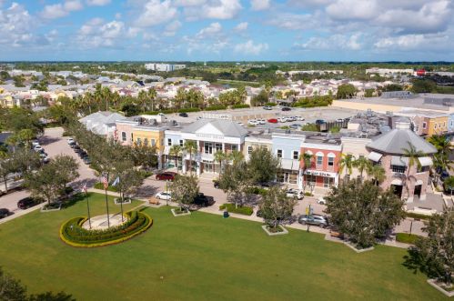 12170 Bennington Cir, Port Saint Lucie FL  34987-2703 exterior