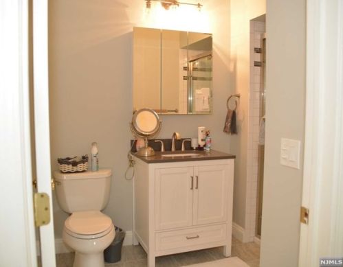 5323 Richmond Rd, West Milford Lakes NJ  07480-1924 exterior