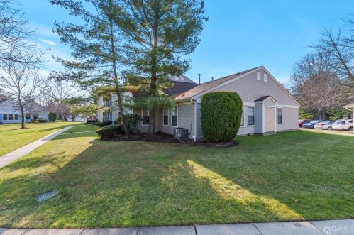 237 Wycoff Way, East Brunswick NJ  08816-5647 exterior
