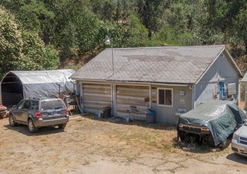 51655 Wildmint Ln, Orange Cove CA  93675-9693 exterior