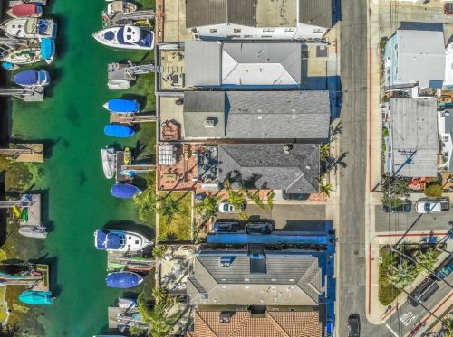 3401 Finley Ave, Newport Beach, CA 92663-3215