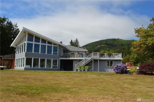 337 State Route 105, Raymond, WA 98577-9226