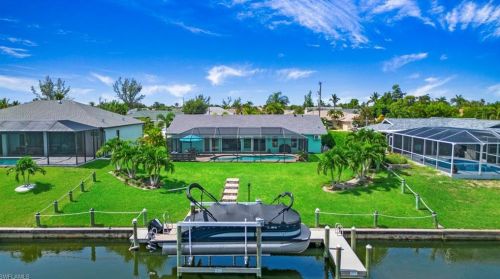 413 31st St, Cape Coral, FL 33904-3440
