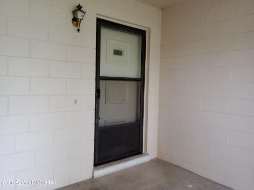2780 Mars Dr, Titusville FL  32796-2517 exterior