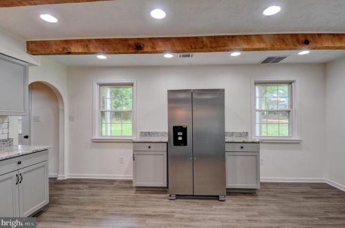 34 King David Dr, Linden VA  22642-6323 exterior