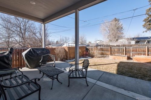 2875 Logan St, Englewood CO 80113-1636 exterior