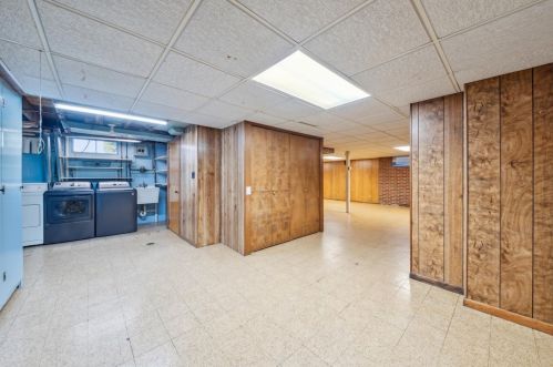 1245 Lenape Ave, Ford City PA  16226-1408 exterior