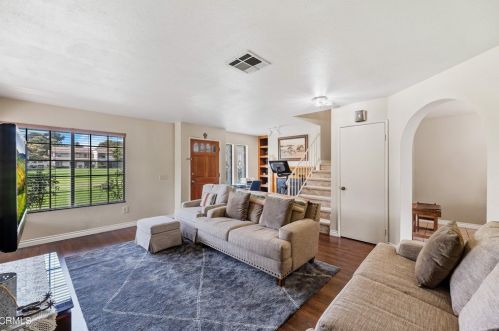 3554 Olds Rd, Oxnard, CA 93033-6885