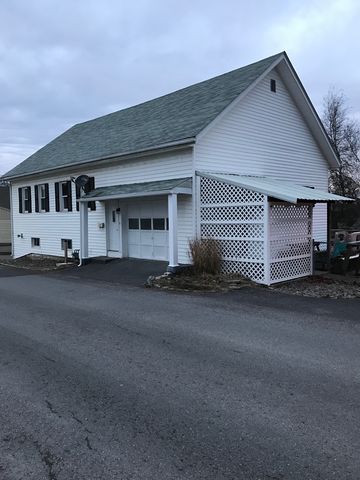 727 Fletcher St, Berlin, PA 15530-1614