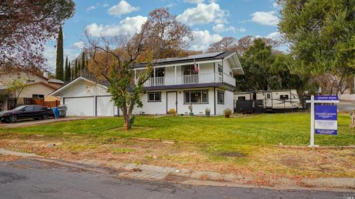 245 Wykoff Dr, Vacaville CA  95688-3546 exterior