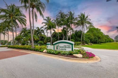 215 Fernleaf Trl, Fort Pierce, FL 34953-8217