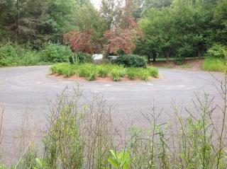 5 Stagecoach Rd, Southwick, MA 01077-9354